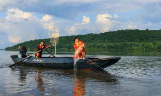 乌苏里船歌钢琴曲 乌苏里船歌钢琴曲