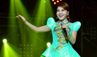 铿锵玫瑰田震歌词 铿锵玫瑰田震歌词